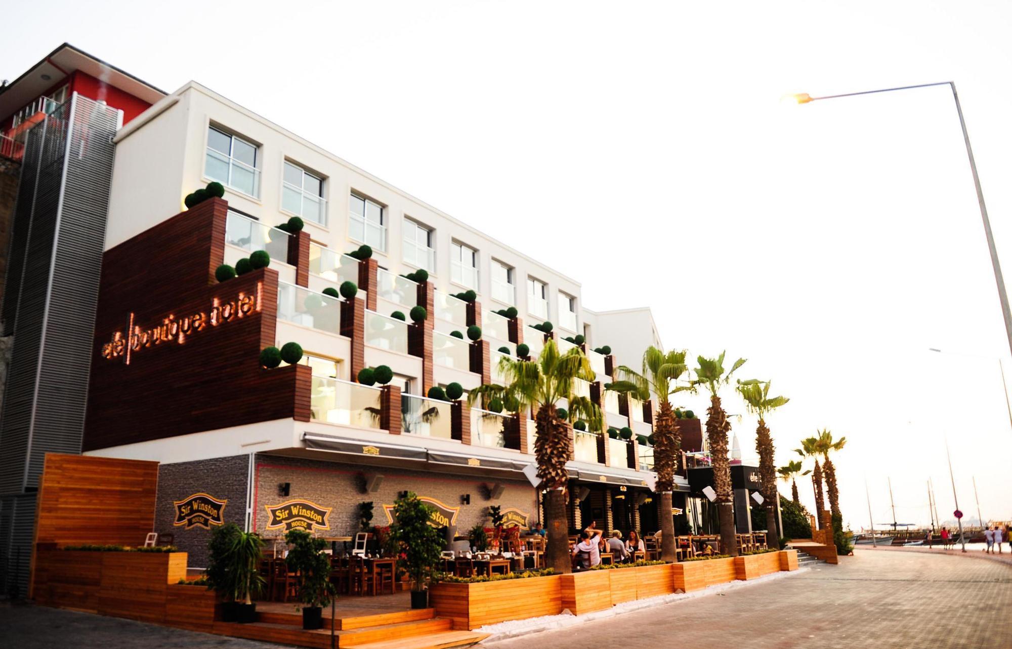 Efe Hotel คูซาดาซี ภายนอก รูปภาพ
