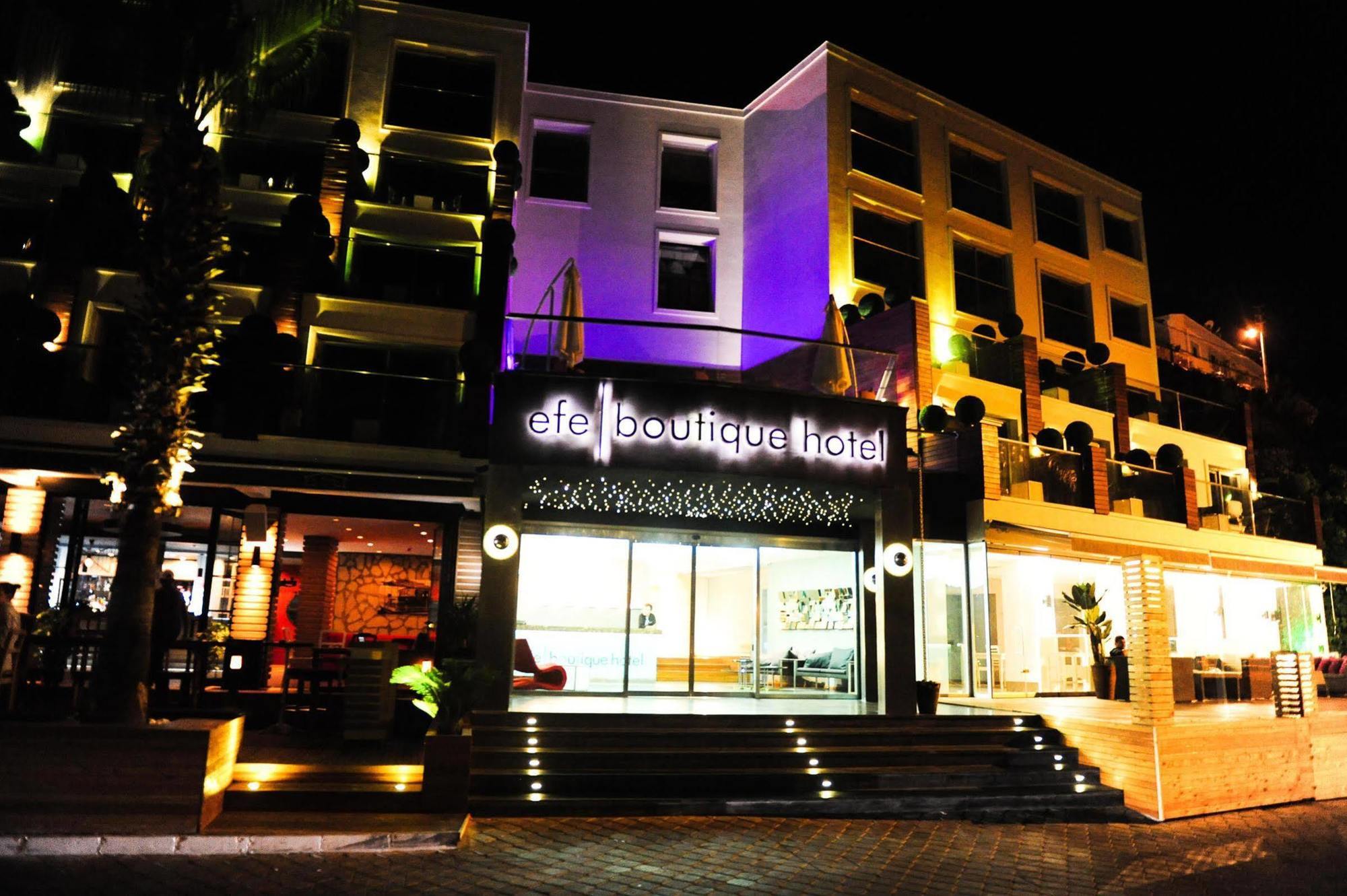 Efe Hotel คูซาดาซี ภายนอก รูปภาพ