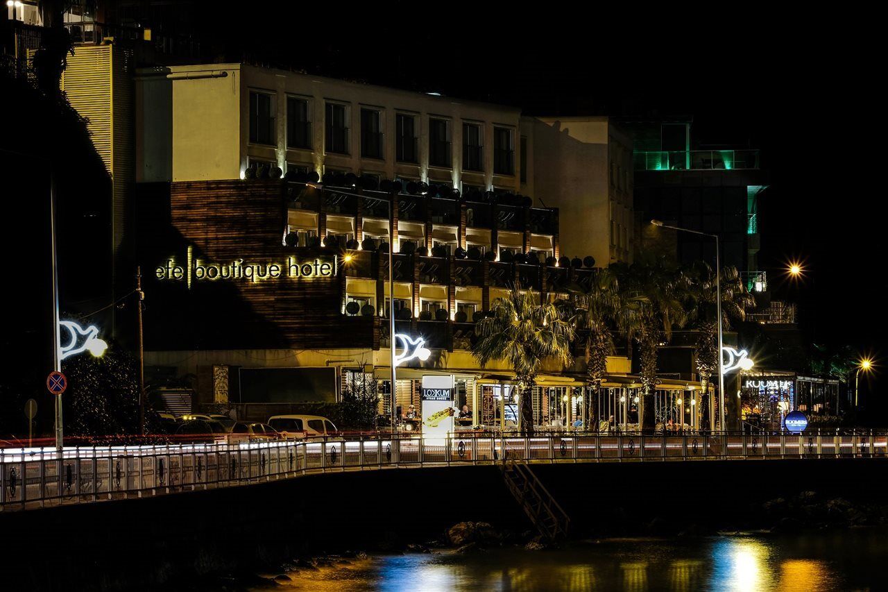 Efe Hotel คูซาดาซี ภายนอก รูปภาพ