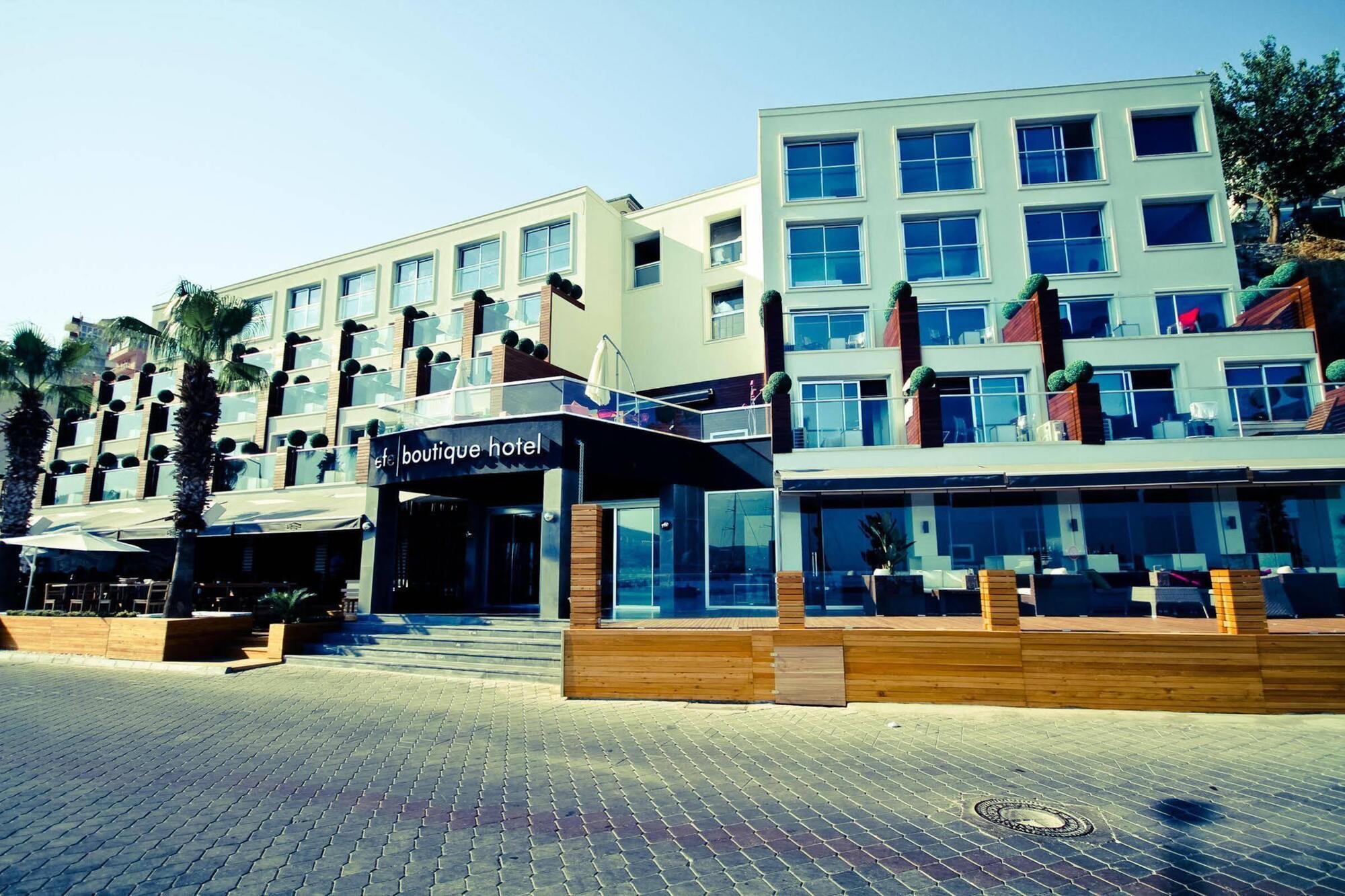 Efe Hotel คูซาดาซี ภายนอก รูปภาพ